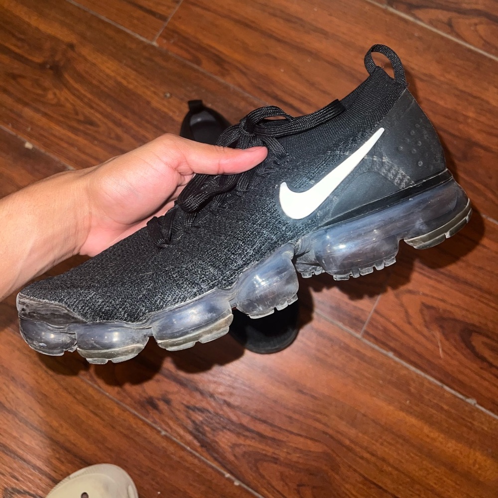 NIKE VAPOR MAX BLACK